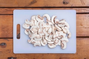 Preparazione Omelette agli champignon - Fase 1