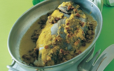 Orata con uva sultanina