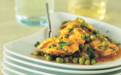 Palombo con piselli alla romana