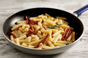 Preparazione Pasta con triglie e pomodori secchi - Fase 3