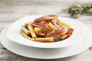 Preparazione Pasta con triglie e pomodori secchi - Fase 3