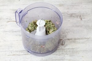 Preparazione Petto di tacchino all'uva bianca - Fase 2