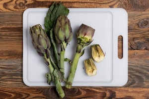 Preparazione Torta di uova e carciofi alla toscana - Fase 1