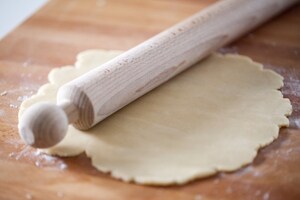 Preparazione Cestini di cipolle caramellate con insalata di rucola - Fase 3