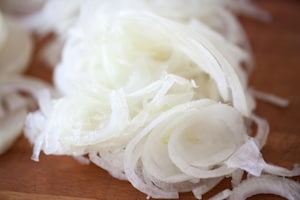 Preparazione Cestini di cipolle caramellate con insalata di rucola - Fase 5