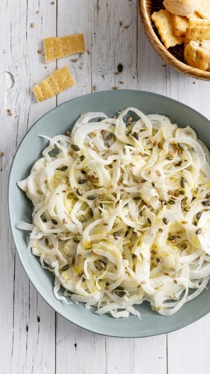 Insalata di finocchi con semi di zucca e girasole