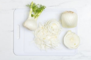Preparazione Insalata di finocchi con semi di zucca e girasole - Fase 1