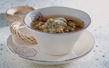Minestrina di ceci e scalogni