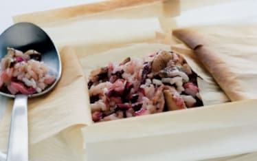 Piccoli cartocci di riso saporito