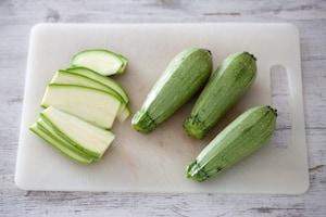 Preparazione Terrina di zucchine al salmone - Fase 1