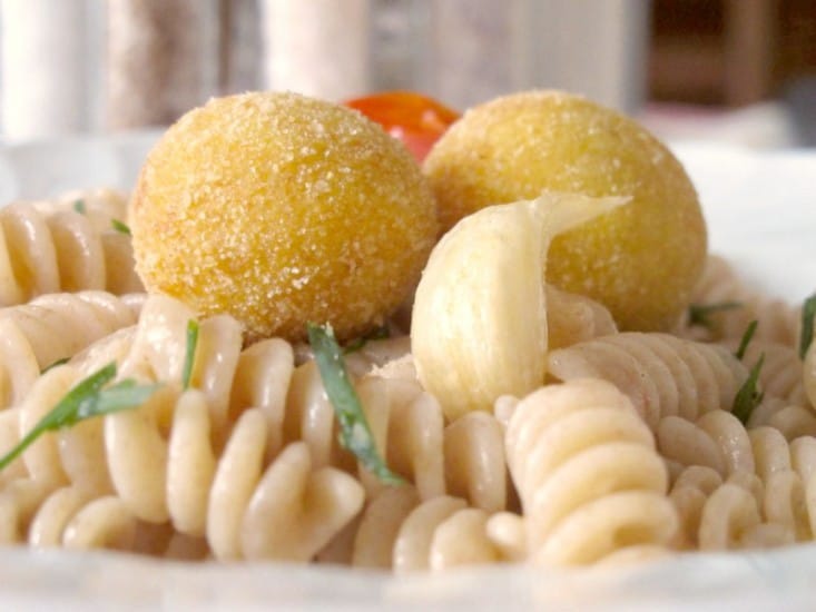 Fusilli di farro con polpettine di porro e baccalà ricetta