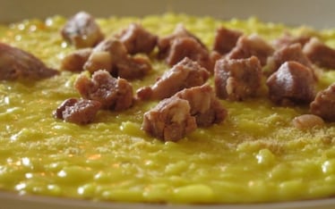 Riso giallo e mortadella d'oca