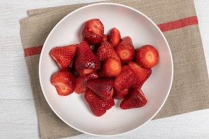 Preparazione Crema di fragole - Fase 1