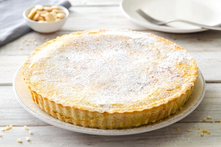 Preparazione Crostata con crema di mandorle e spicchi di limone - Fase 8 Preparazione Crostata con crema di mandorle e spicchi di limone - Fase 8