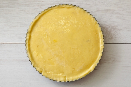 Preparazione Crostata con crema di mandorle e spicchi di limone - Fase 7 Preparazione Crostata con crema di mandorle e spicchi di limone - Fase 7