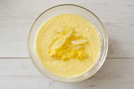 Preparazione Crostata con crema di mandorle e spicchi di limone - Fase 5 Preparazione Crostata con crema di mandorle e spicchi di limone - Fase 5