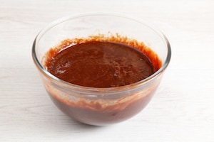 Preparazione Torta al cioccolato, frutta secca e pere - Fase 1