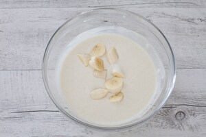 Preparazione Frittelline di banana al limone - Fase 2