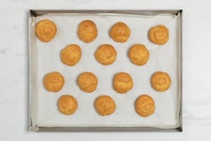 Preparazione Profiteroles al cioccolato - Fase 2