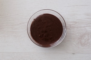 Preparazione Torta al cioccolato con marmellata d’albicocche - Fase 1