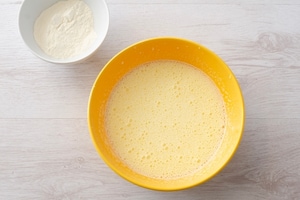 Preparazione Torta al cioccolato con marmellata d’albicocche - Fase 1