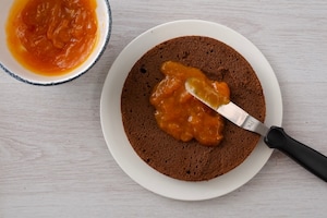Preparazione Torta al cioccolato con marmellata d’albicocche - Fase 4