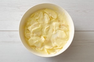 Preparazione Torta di mele facilissima - Fase 2