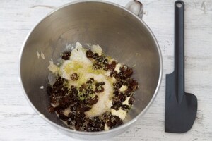 Preparazione Crostata di ricotta e uvetta - Fase 2