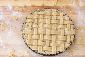 Preparazione Crostata di ricotta e uvetta - Fase 5