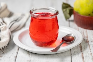 Preparazione Gelatina di mele cotogne - Fase 3