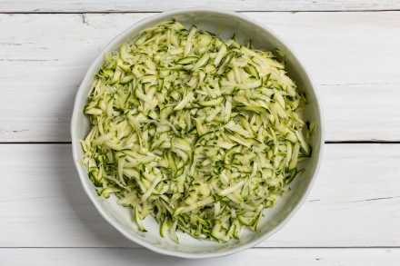 Preparazione Tartellette gratinate alle zucchine - Fase 1 Preparazione Tartellette gratinate alle zucchine - Fase 1