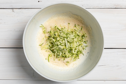 Preparazione Tartellette gratinate alle zucchine - Fase 1 Preparazione Tartellette gratinate alle zucchine - Fase 1