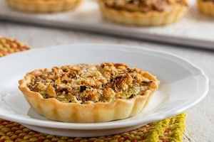Preparazione Tartellette gratinate alle zucchine - Fase 5
