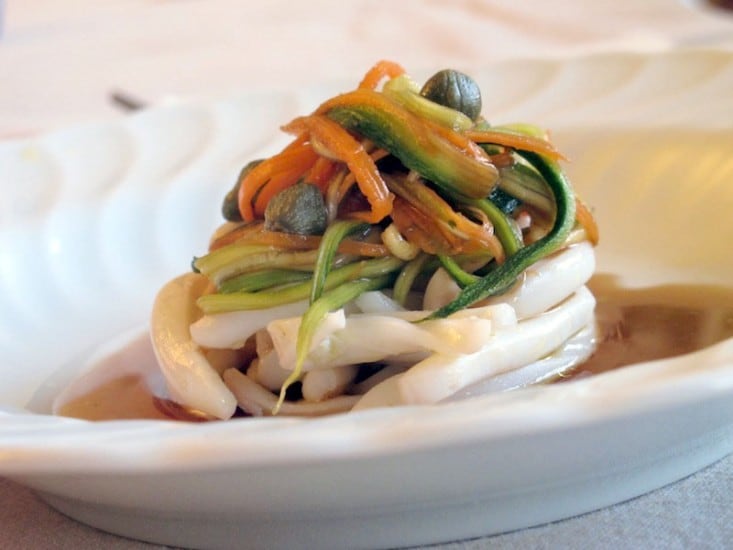 Calamari e verdure marinate alla soia ricetta