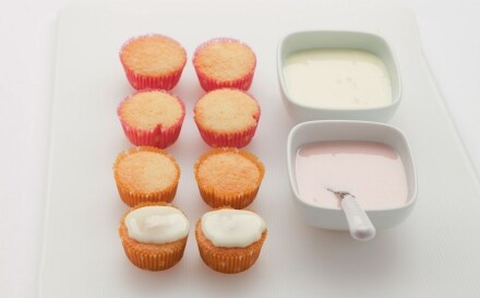 Preparazione Cupcakes alla vaniglia - Fase 3 Preparazione Cupcakes alla vaniglia - Fase 3
