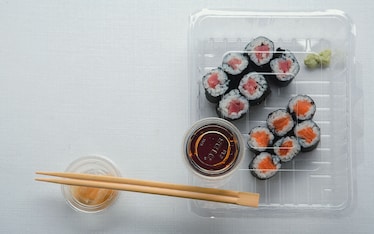 Hosomaki al tonno e al salmone