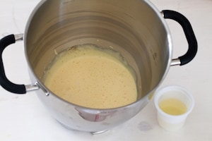 Preparazione Torta allo yogurt  - Fase 1