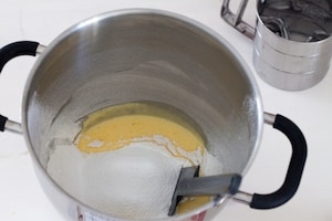 Preparazione Torta allo yogurt  - Fase 2