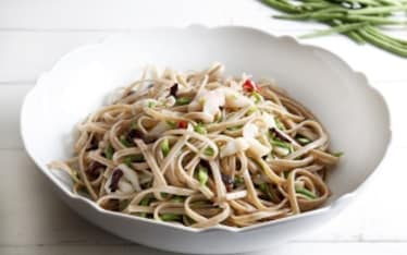 Linguine di farro alle capesante, fagiolini e rapa rossa