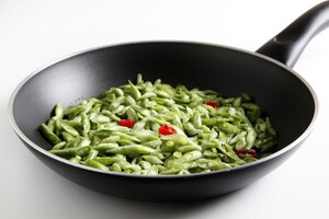 Preparazione Linguine di farro alle capesante, fagiolini e rapa rossa - Fase 2