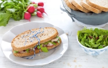 Panino aringa e ravanelli