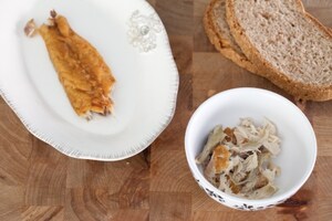 Preparazione Panino aringa e ravanelli - Fase 1