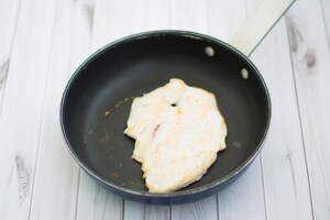 Preparazione Panino con pollo, aceto balsamico e puntarelle - Fase 2