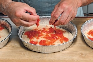 Preparazione Pizza Margherita - Fase 2