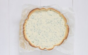 Preparazione Torta alla robiola con salsa di piselli - Fase 2