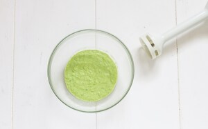 Preparazione Torta alla robiola con salsa di piselli - Fase 3