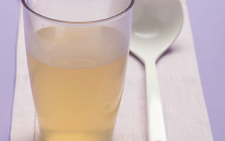 Brodo vegetale per bambini Brodo vegetale per bambini