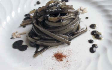 Linguine e Quinto Quarto di Calamaro
