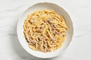 Preparazione Pasta con tonno in bianco - Fase 3