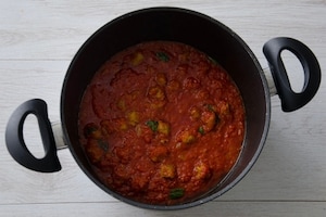 Preparazione Gnocchetti sardi con pomodoro e salsiccia - Fase 3